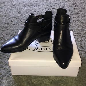 Steve Madden ankle boots